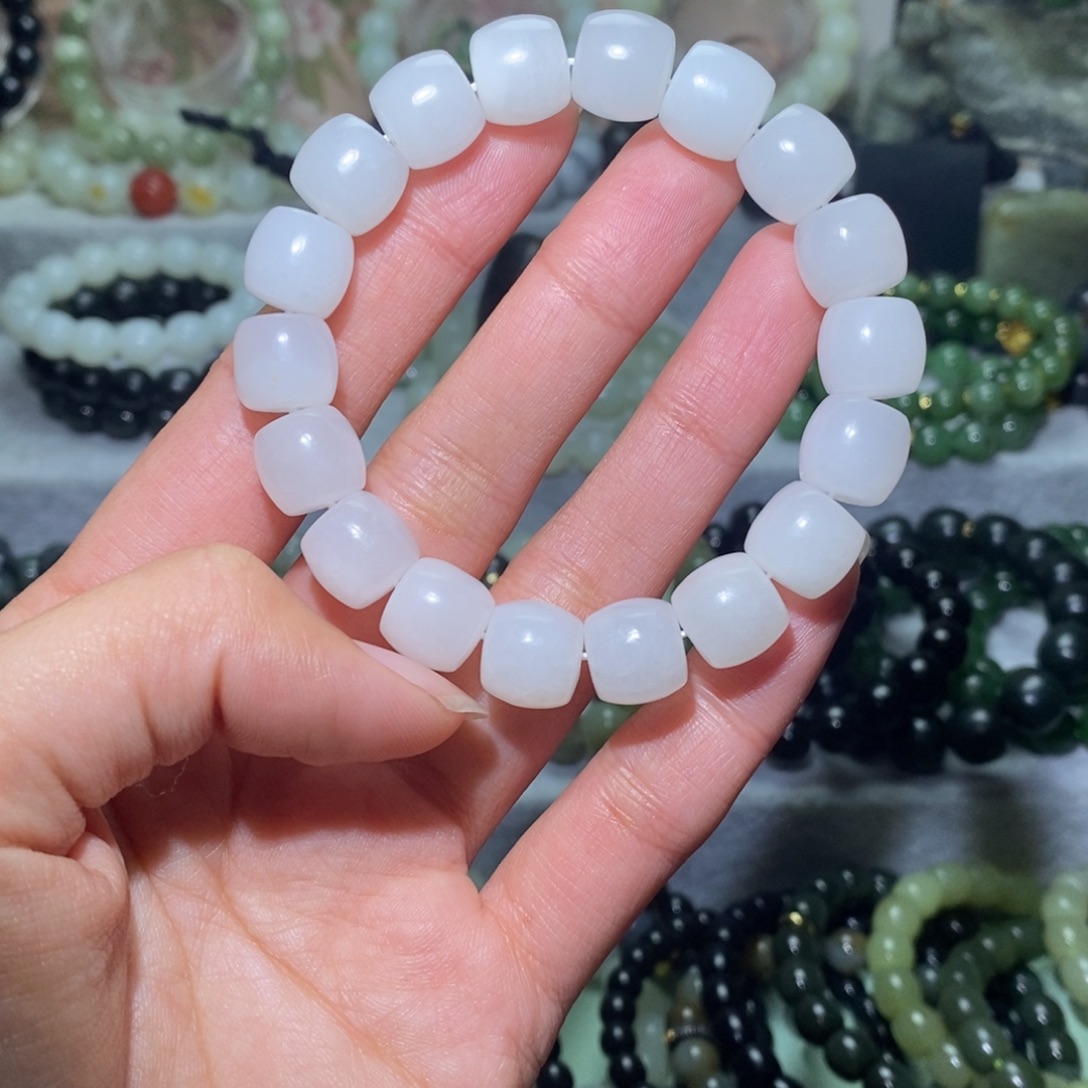 和田玉未镶嵌手链