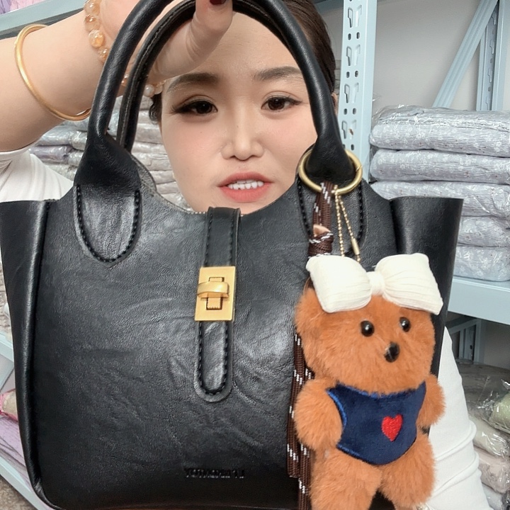 超纤皮（革）好看的女款包包