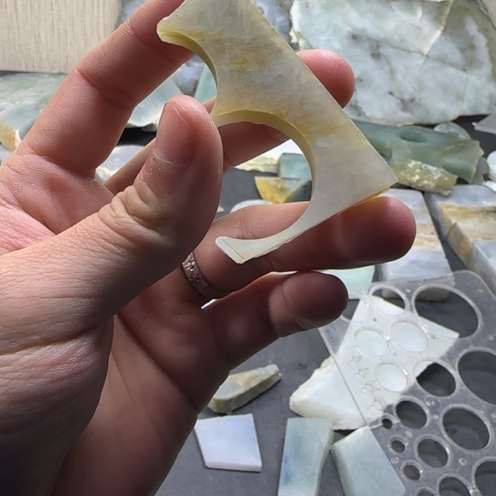 翡翠未镶嵌颈饰纯天然缅甸翡翠