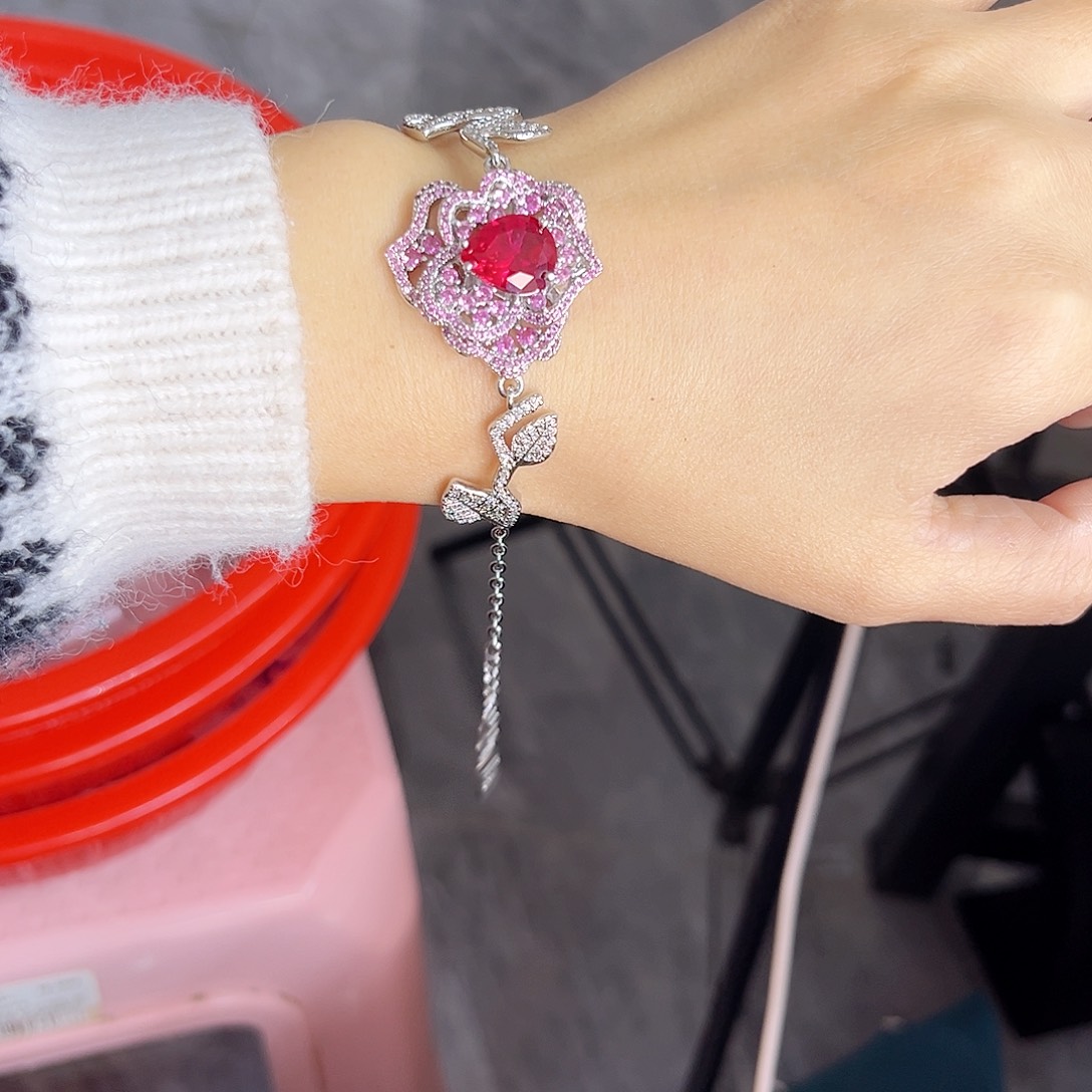 银S925镶嵌手链红宝石