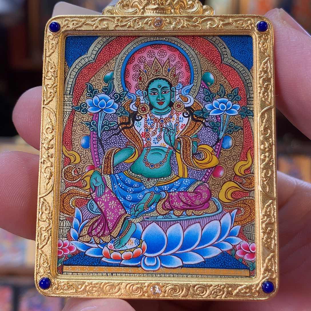 轩***小吊坠热贡纯手绘唐卡绿度母