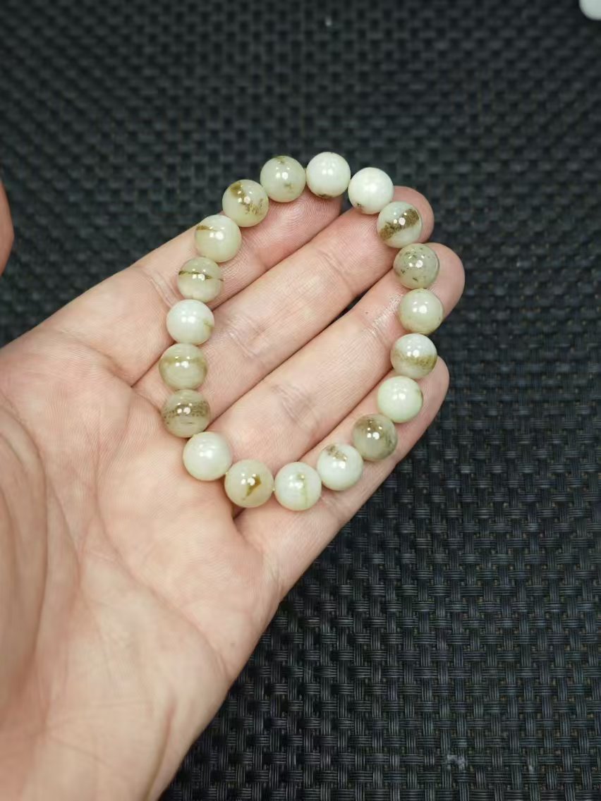 天然和田玉老料圆珠卡10手串2.13清货1