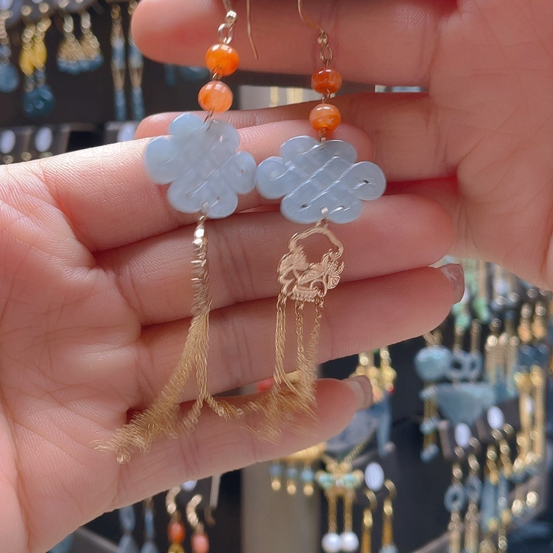 翡翠耳饰合金乌*了翡翠饰品