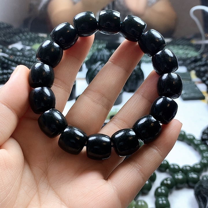 手链未镶嵌和田玉（青玉）峰**茂