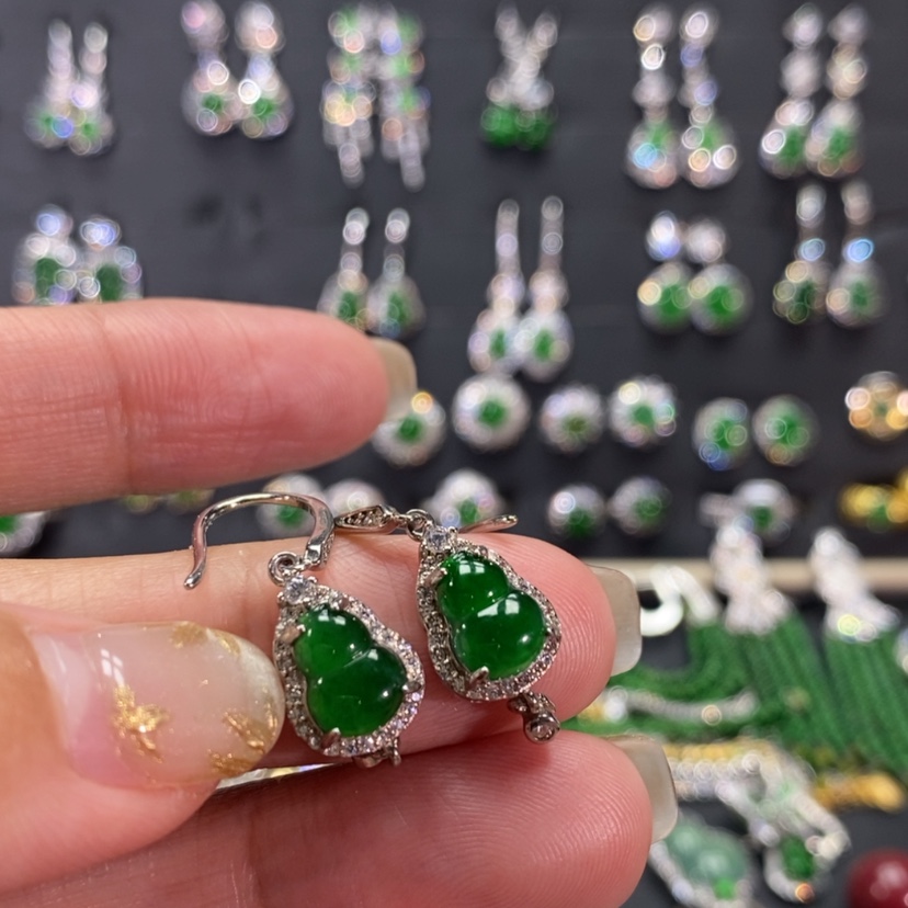 【闪购商品】翡翠耳饰银S925镀金镶嵌