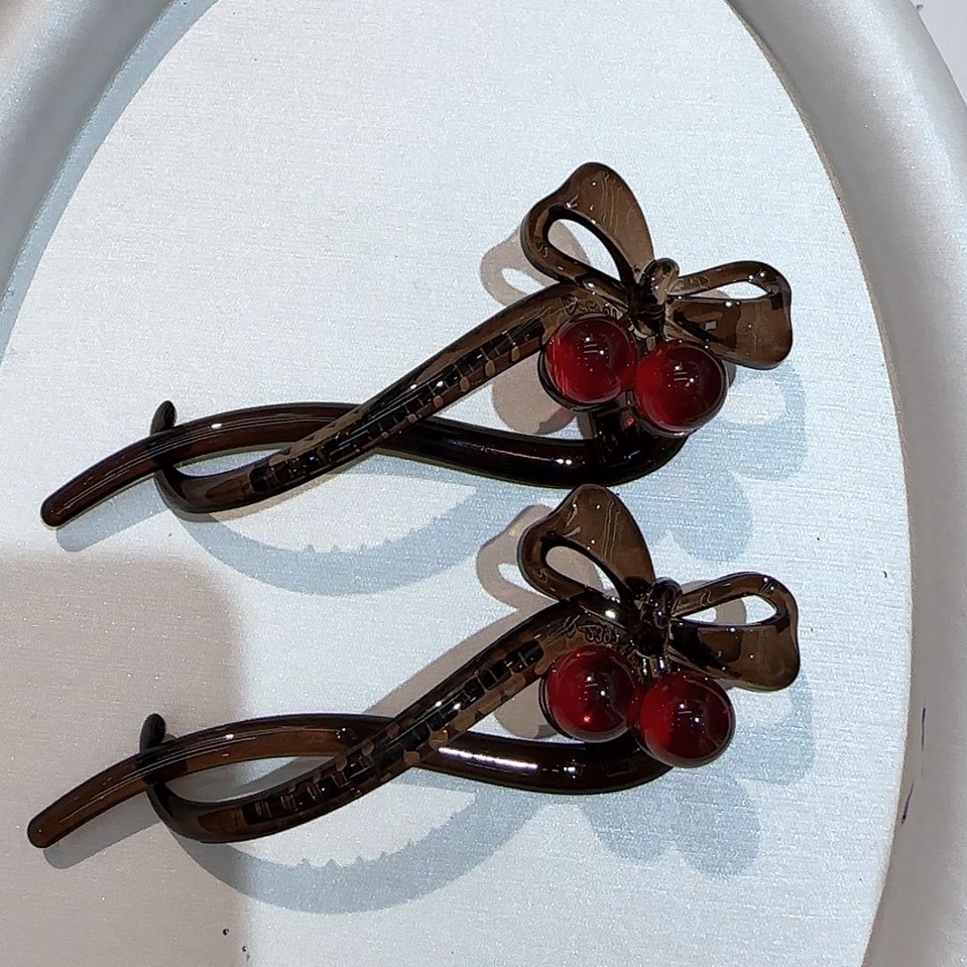 无非金属2个樱桃扭扭