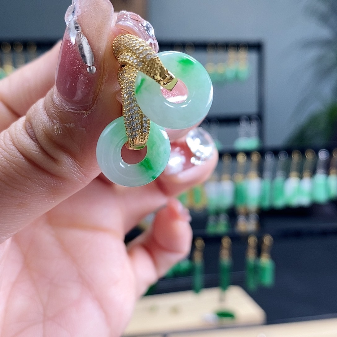 翡翠耳饰银S925镶嵌翡翠