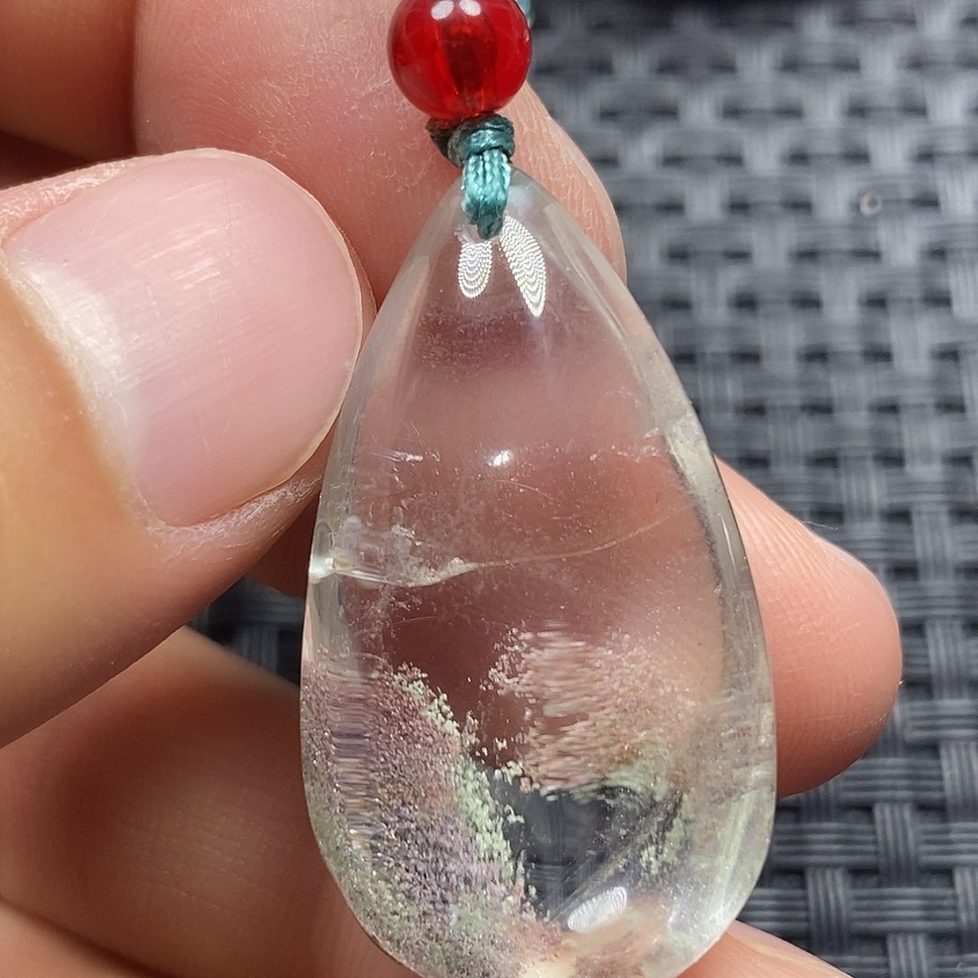 水晶颈饰未镶嵌开*?