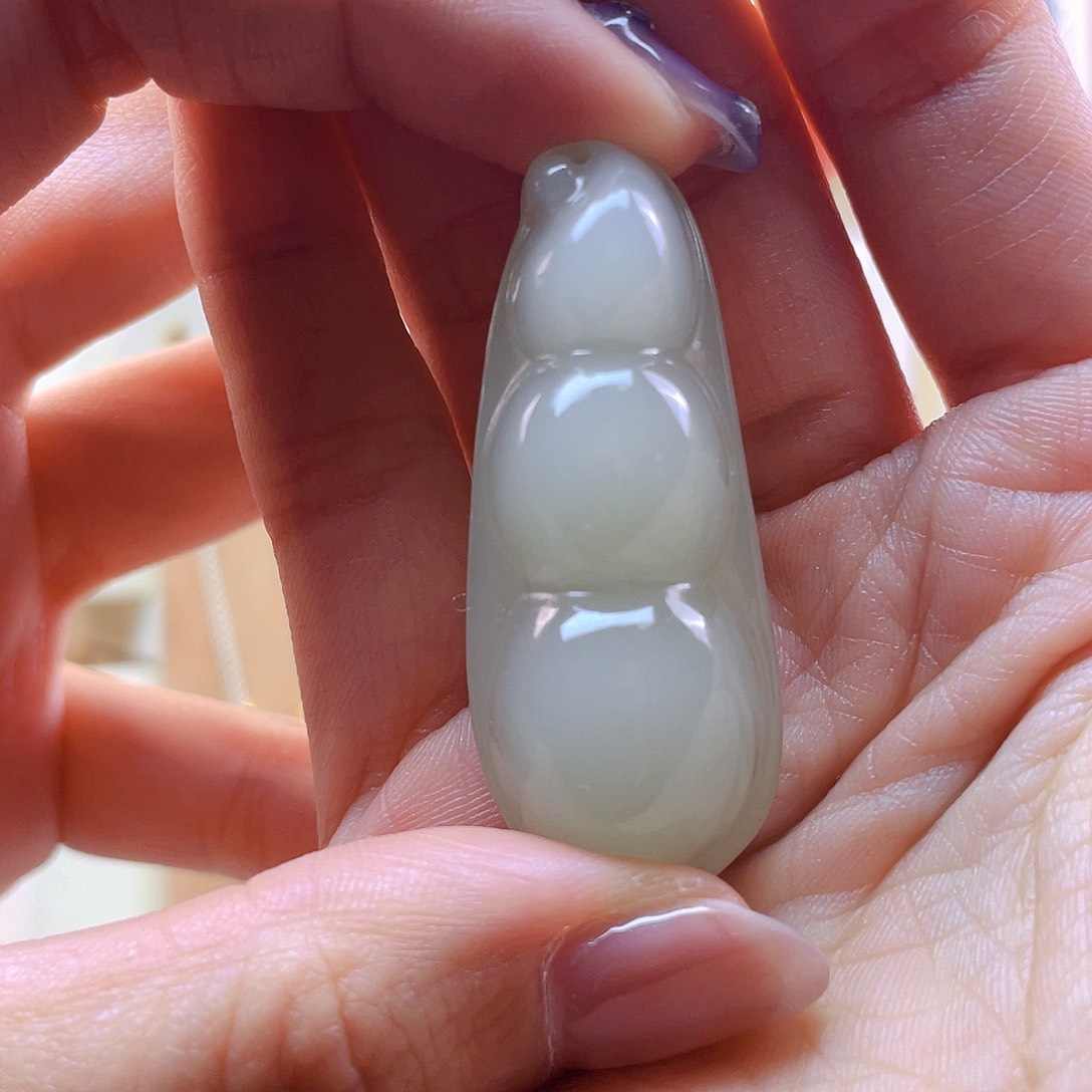 和田玉吊坠(赠链)未镶嵌