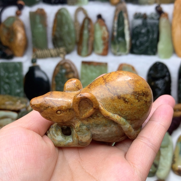 岫岩河磨玉（透闪石质玉）手把未镶嵌