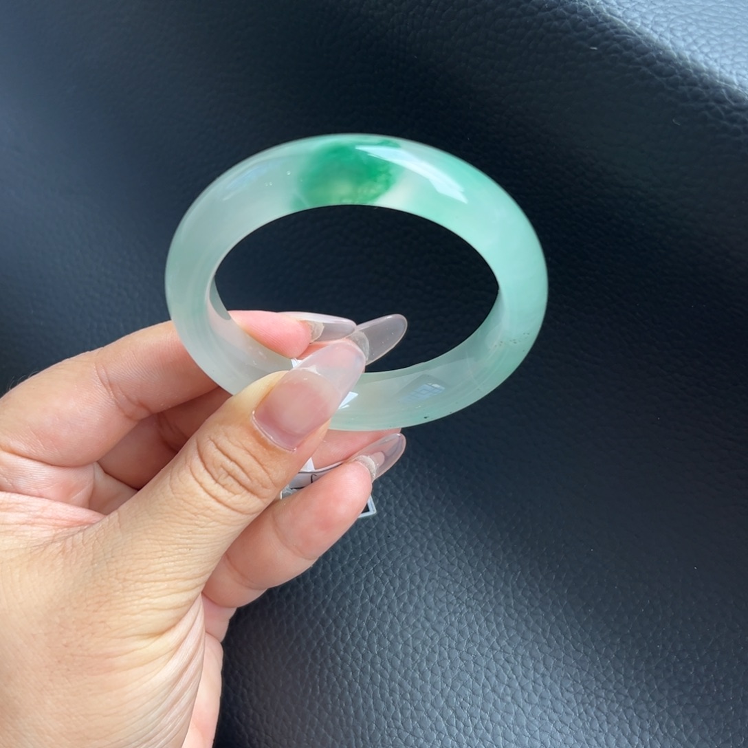 石英质玉手镯未镶嵌52.6