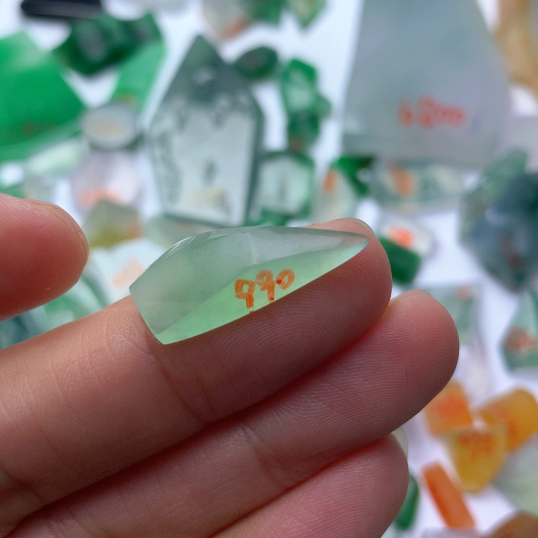 定制翡翠未镶嵌天然缅甸翡翠吊坠挂件