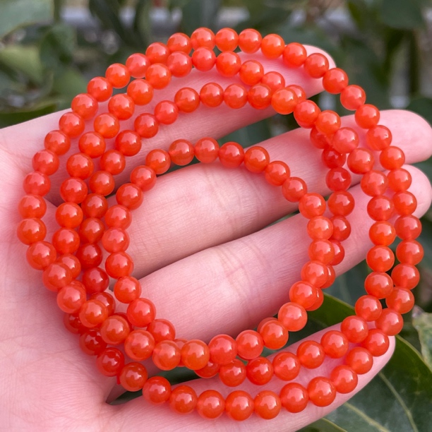 精品保山冰红南红5mm绕手4圈手串，颜色红润鲜艳，品质好