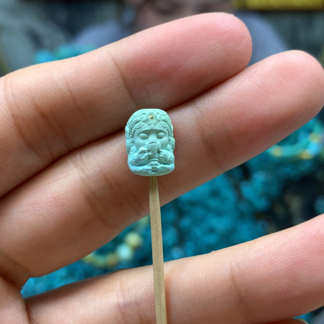 绿松石配饰未镶嵌