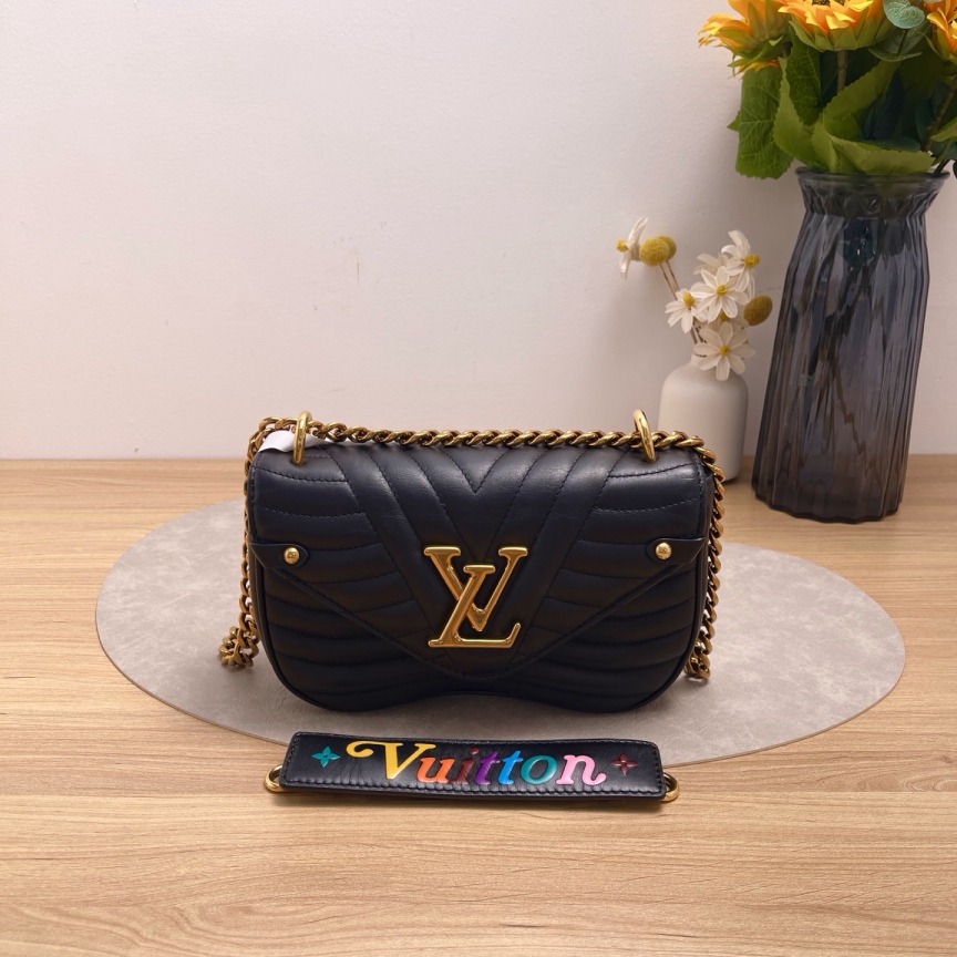 95新 LouisVuitton/路易威登 【九筒奢品】New Wave/单肩包/2640