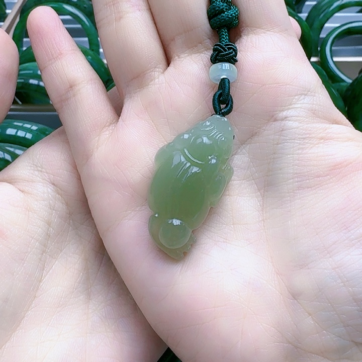 和田玉挂坠未镶嵌