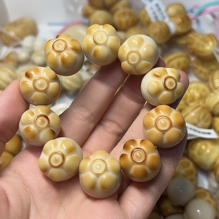 ****兜菩提根/象牙果吊坠特价瑕疵款手捻不退不换