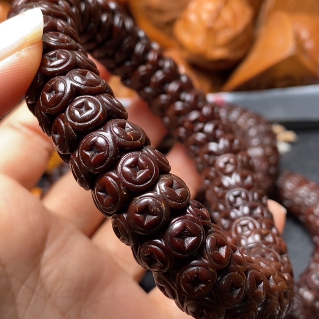 吊坠猴头核桃紫金