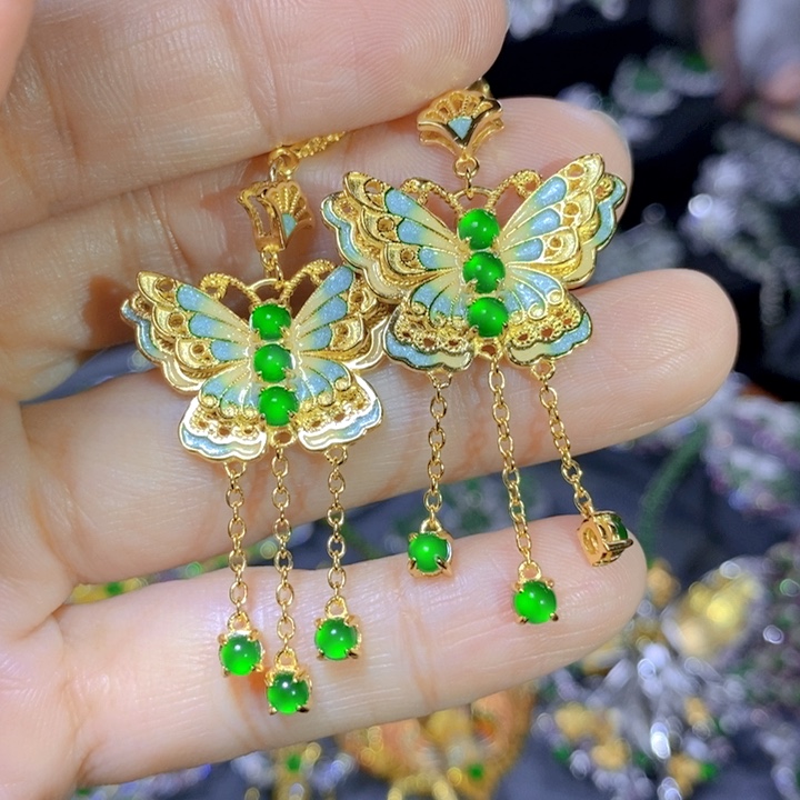 翡翠戒指铂Pt950镶嵌天然翡翠