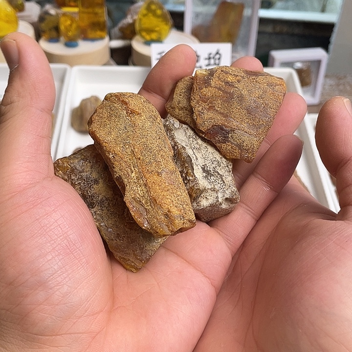 禾***子定制琥珀未镶嵌天然琥珀蜜蜡