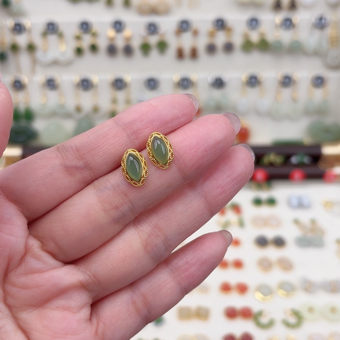 银S925镶嵌和田玉耳饰