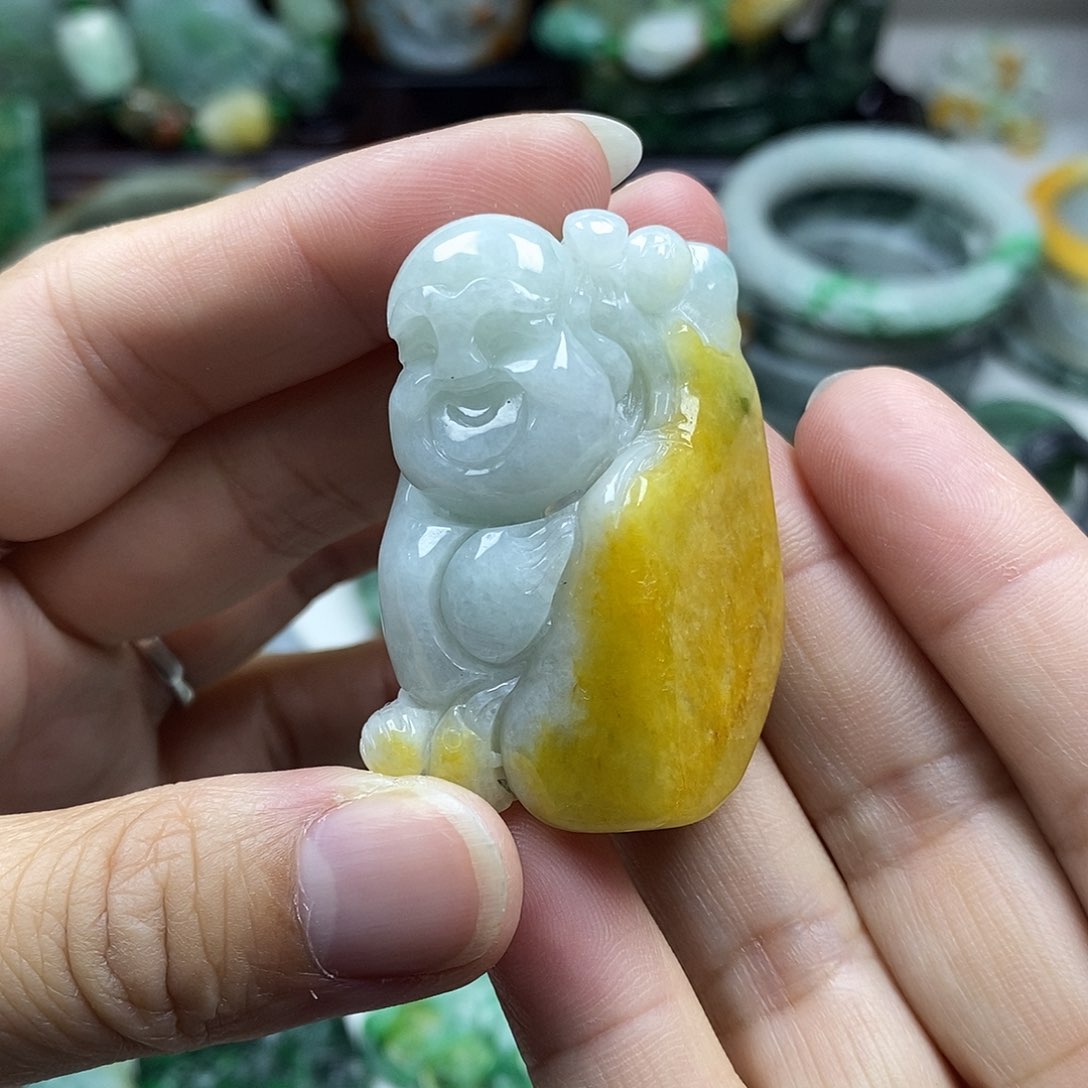 颈饰未镶嵌翡翠牌子