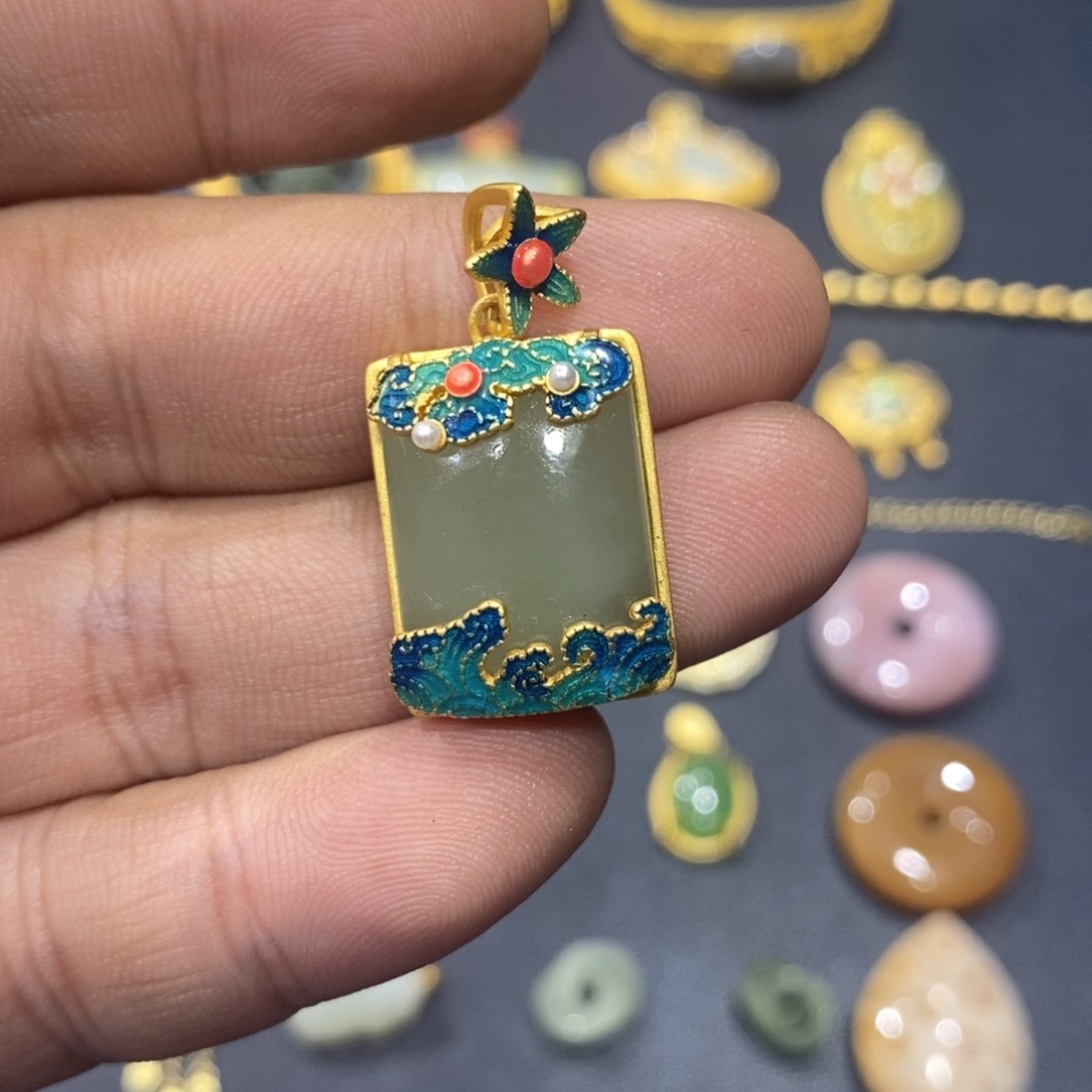 和田玉颈饰银S925镀金镶嵌