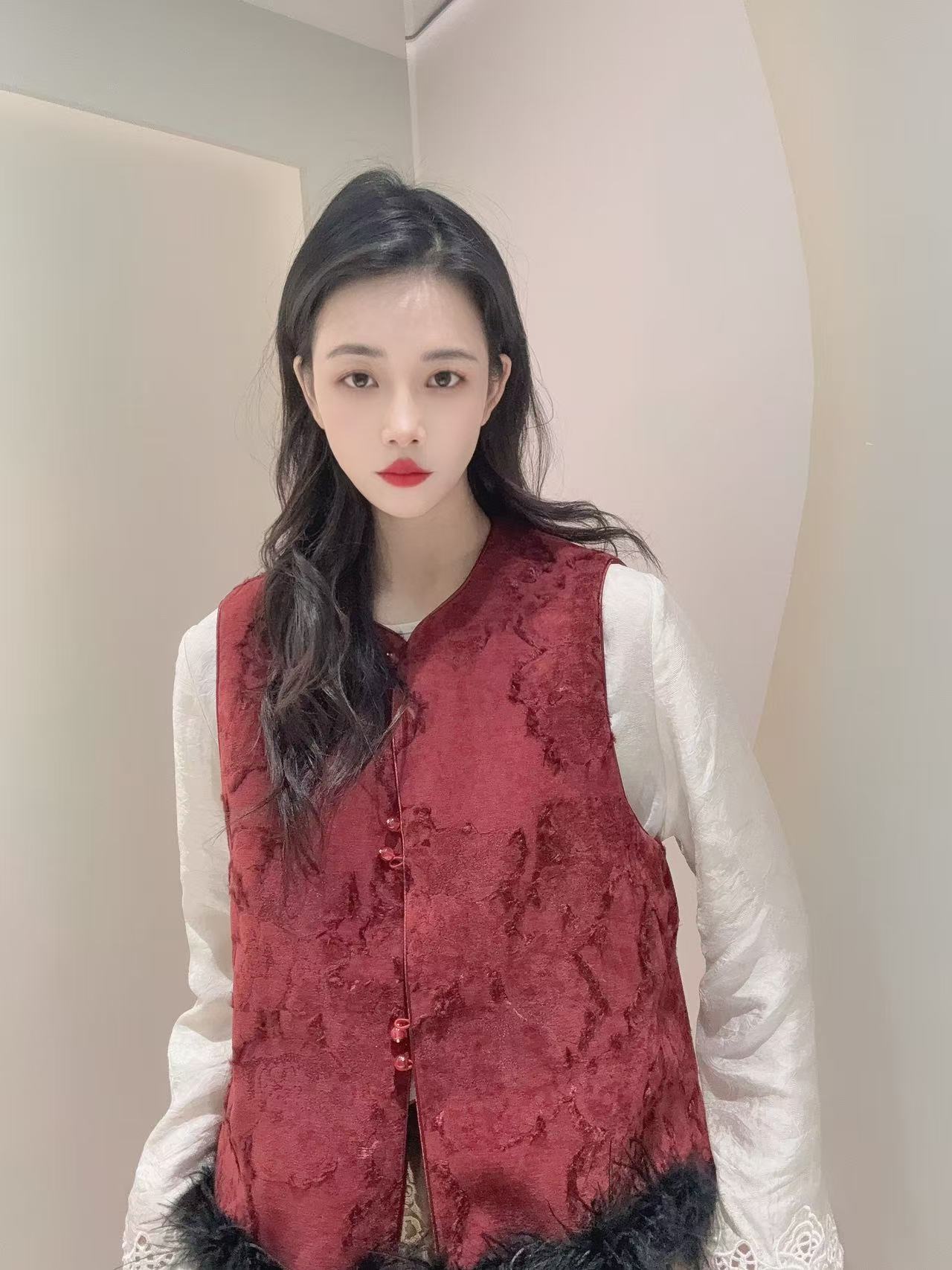 九月    千禧  新中式提花显瘦驼鸟毛马甲毛不可以脱卸