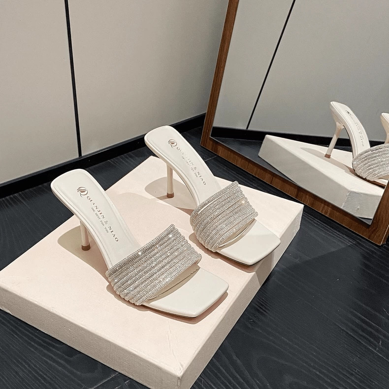 水钻一字拖鞋女2025夏季外穿气质细跟方头露趾高跟凉拖5587-6