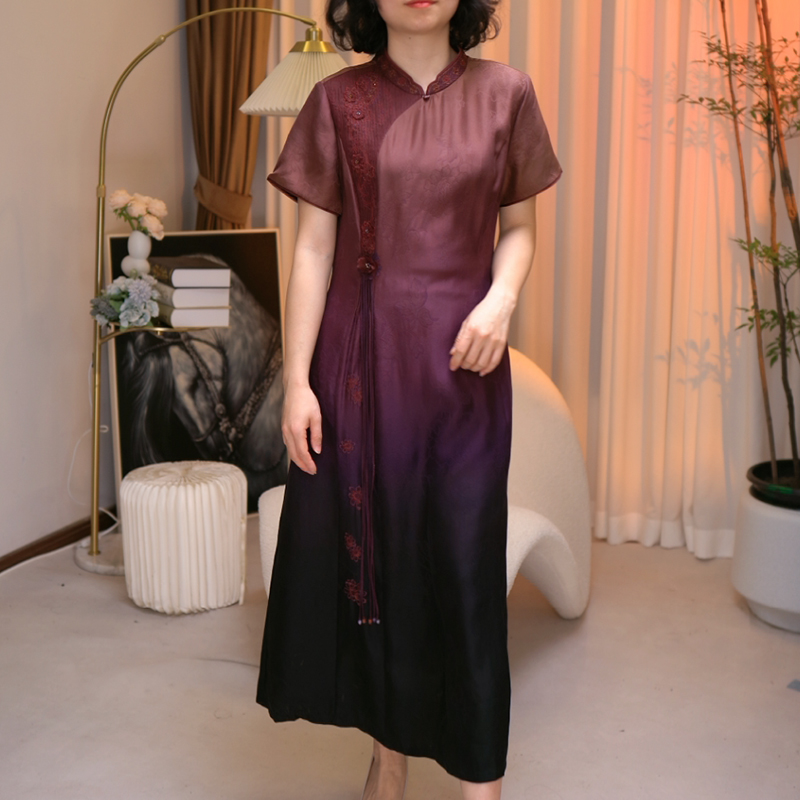 新款桑蚕丝连衣裙 Q68156