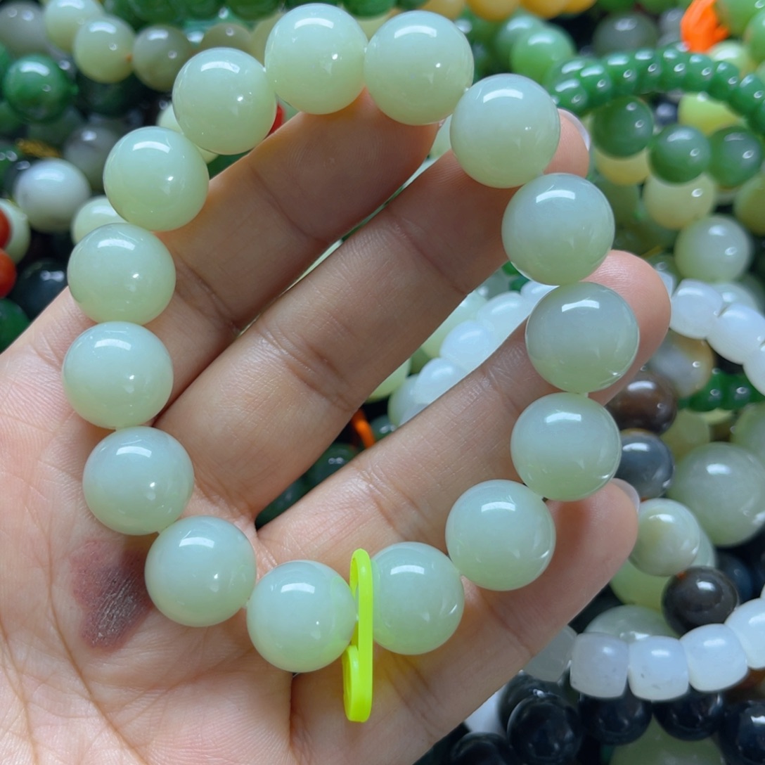 手链未镶嵌和田玉