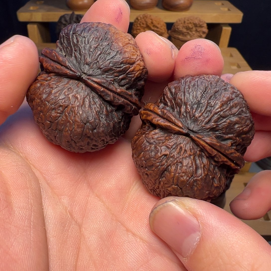 文玩核桃吊坠秦权43mm