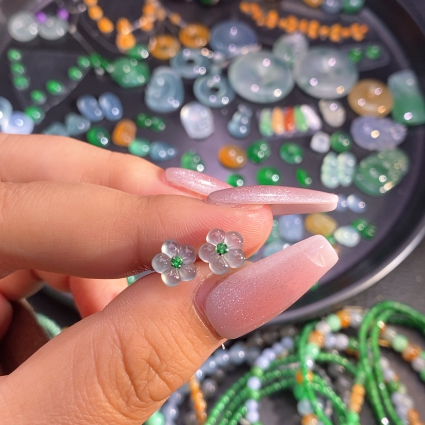 【闪购商品】翡翠挂件银S925镶嵌耳钉