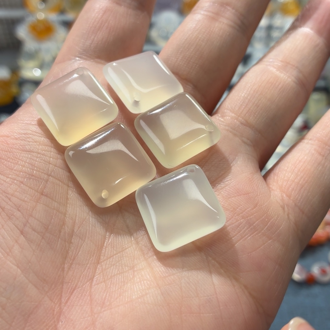 玛瑙/玉髓未镶嵌吊坠(不含链)