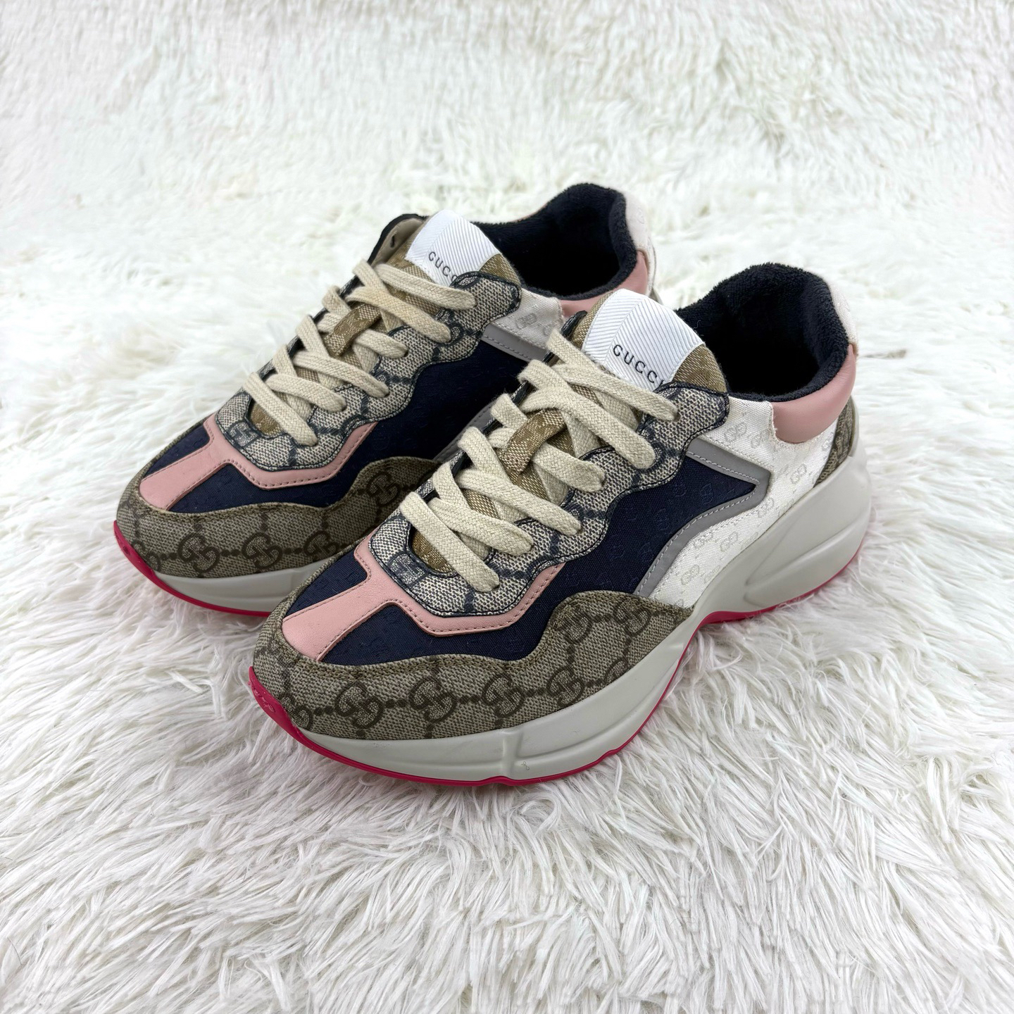 95新 GUCCI/古驰 粉红拼接老爹鞋 36.5码 咩