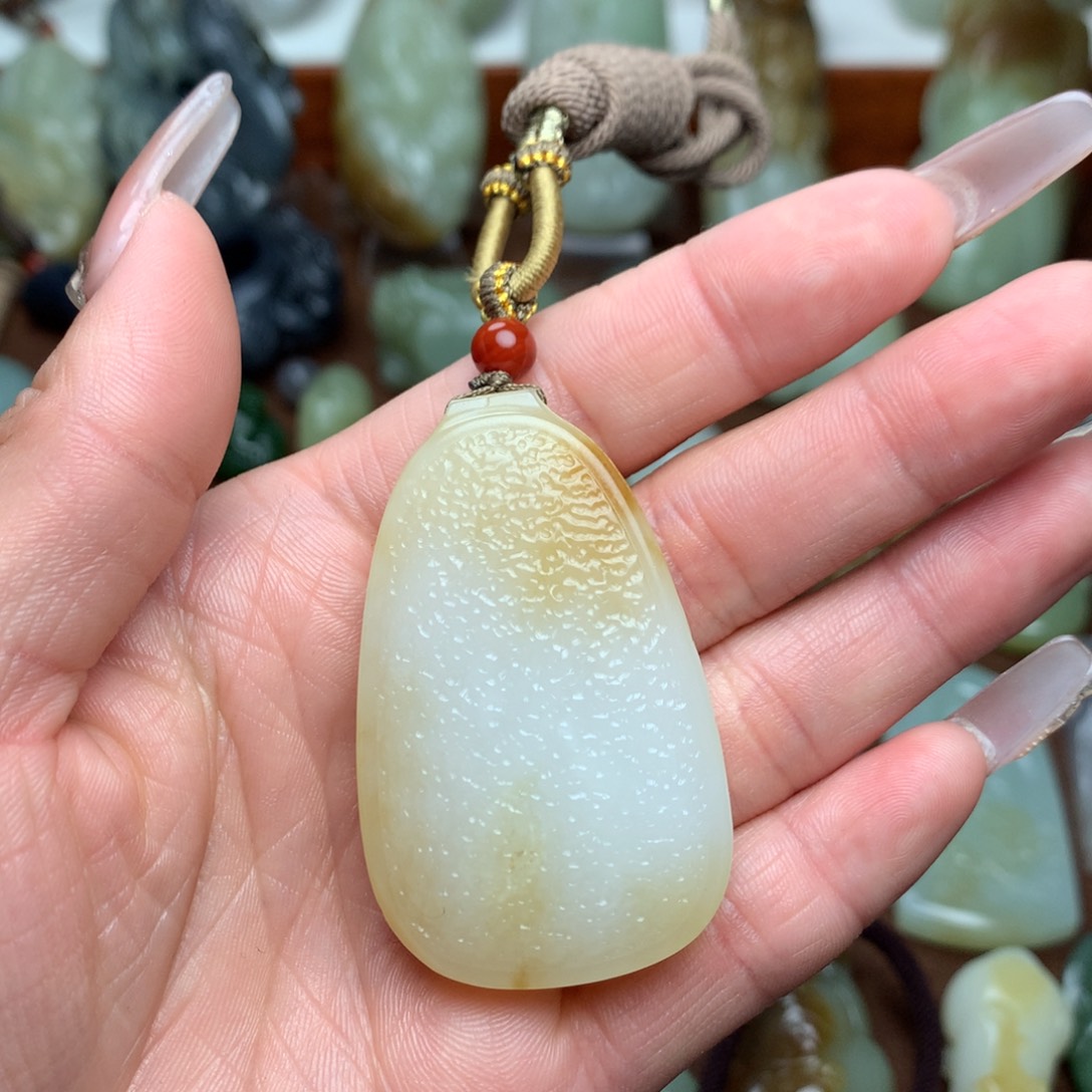 和田玉挂件未镶嵌