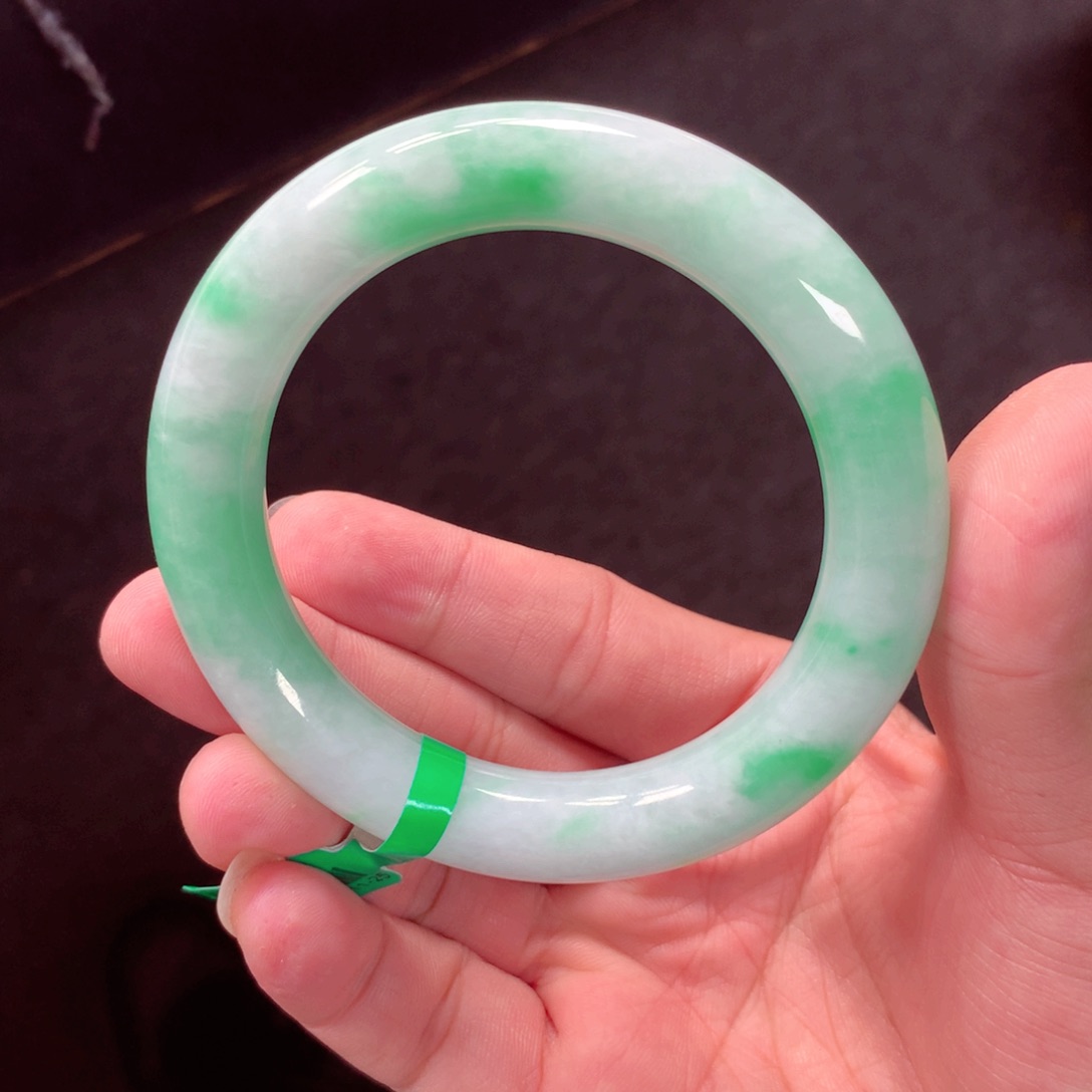 翡翠手镯未镶嵌萌*蒙缅甸