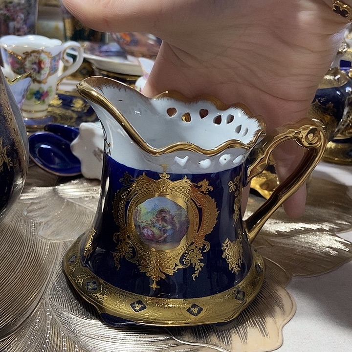 瓷片瑕疵…………………………………