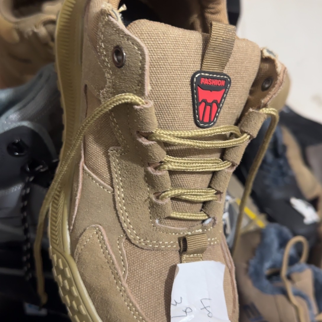 42码130驼。防烫绝缘运动