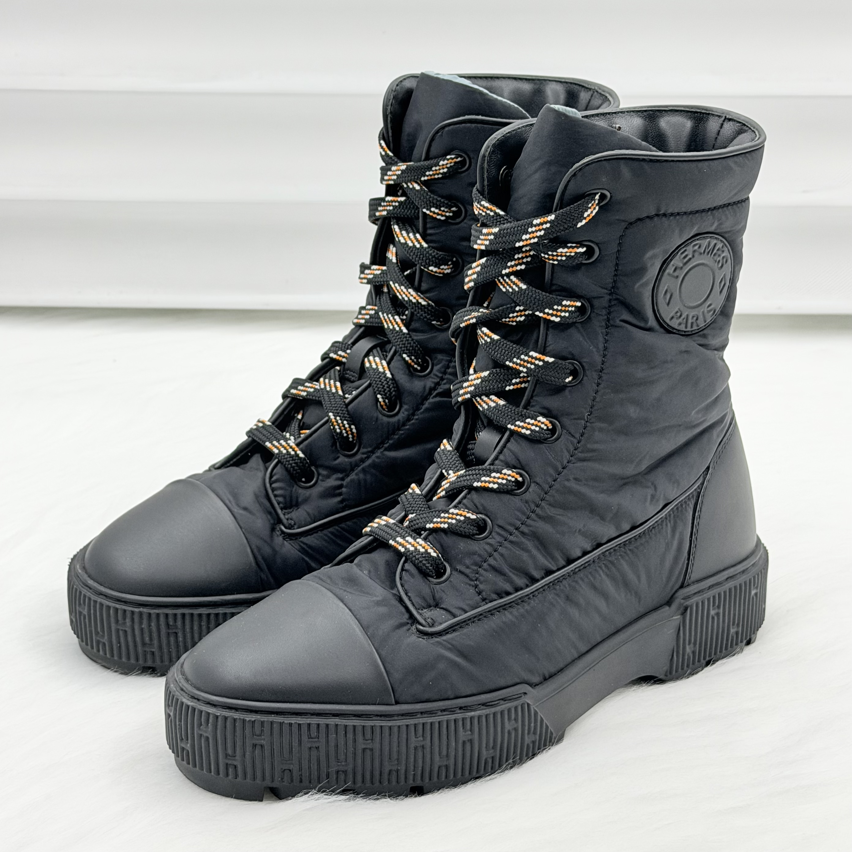 99新 Hermes/爱马仕 新款·徽标三防黑色短靴 37码 公价8k g214