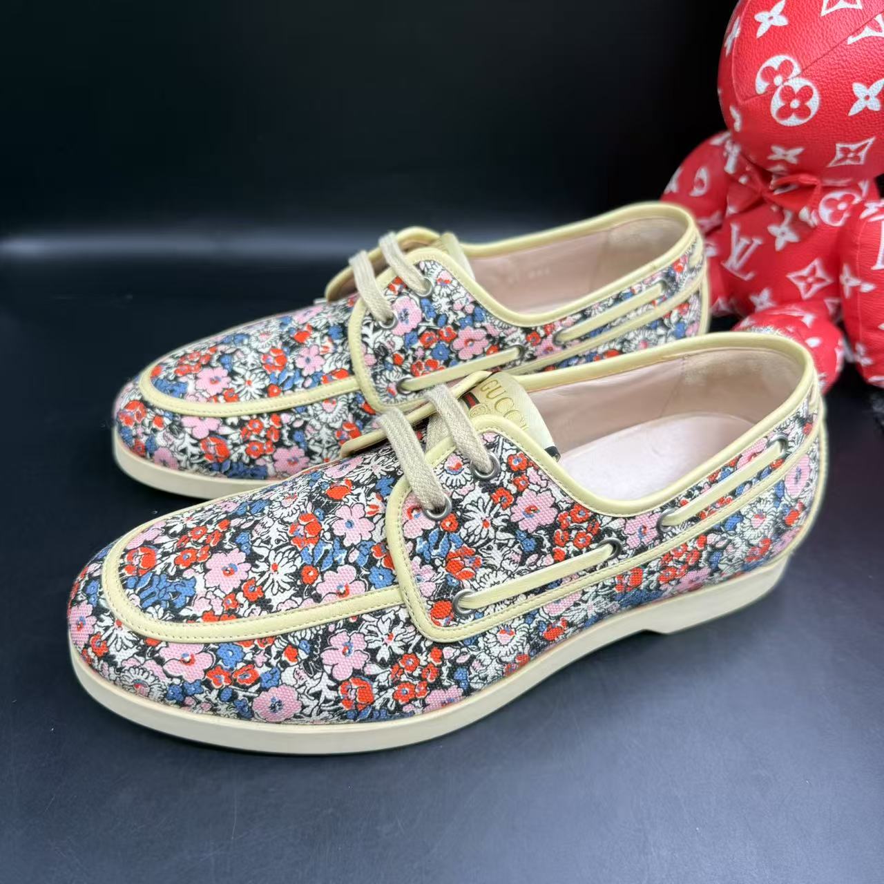 95新 GUCCI/古驰 男士时尚百搭彩色花卉乐福鞋40.5欧码 ddm2639
