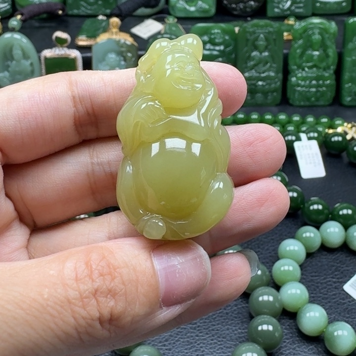 颈饰未镶嵌和田玉