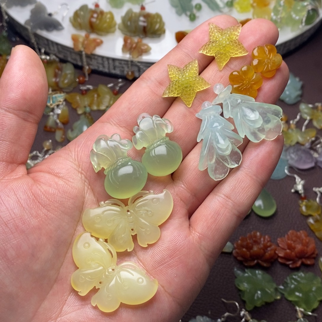 山***事蛇纹石玉合金耳饰/颈饰