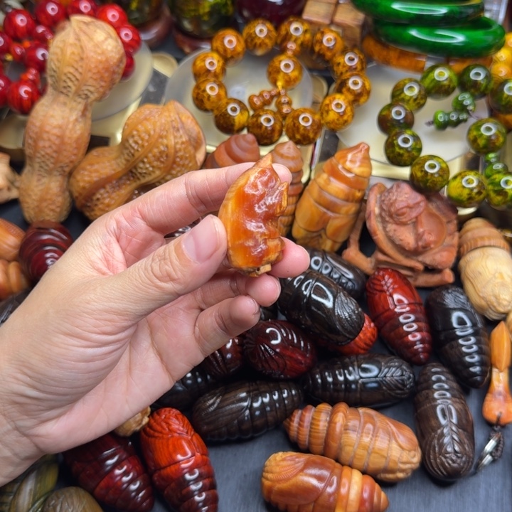 松木琥珀木文玩手串