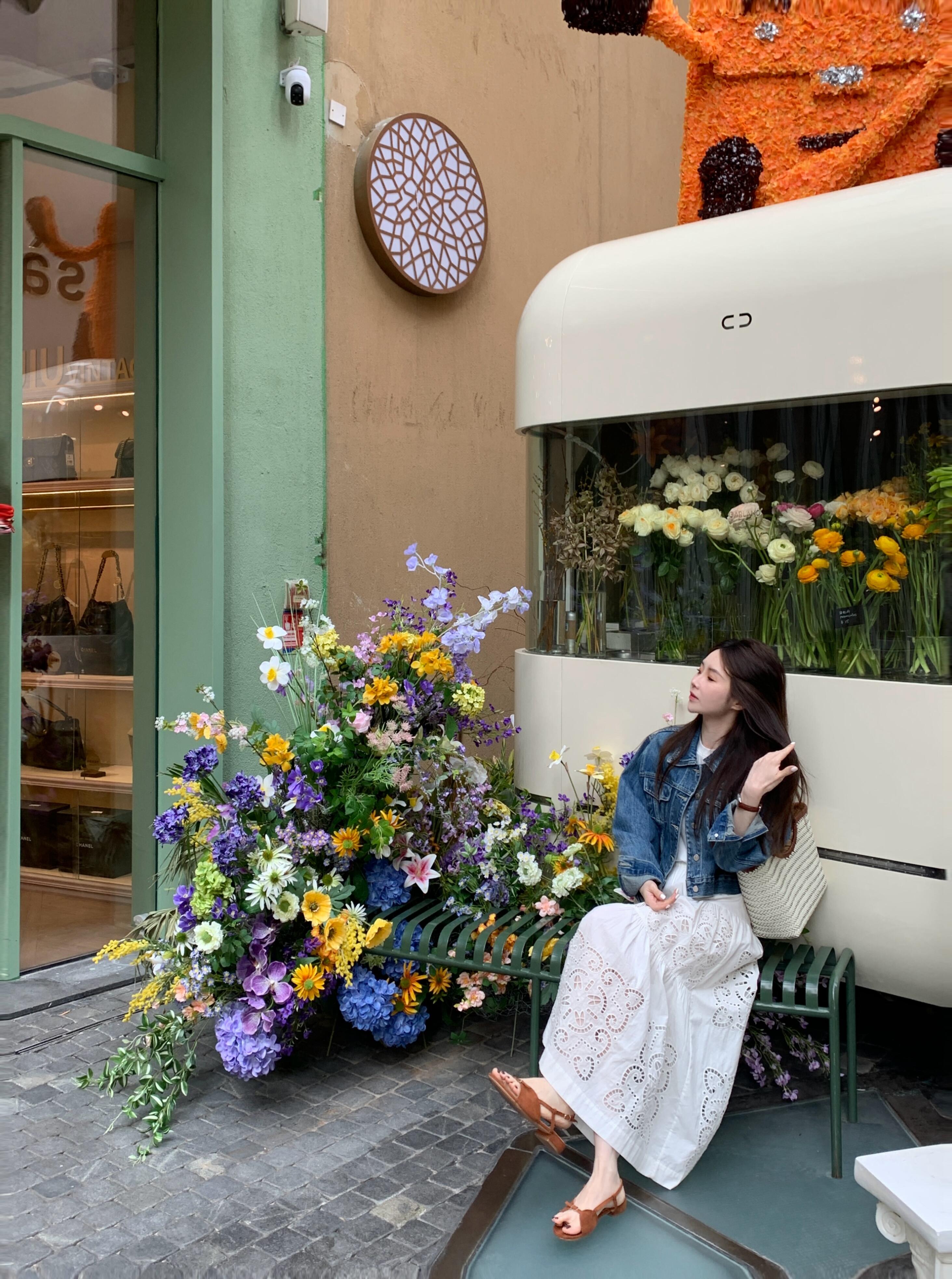 2025秋季新款复古气质牛仔外套上衣百搭高腰显瘦白色半身裙套装