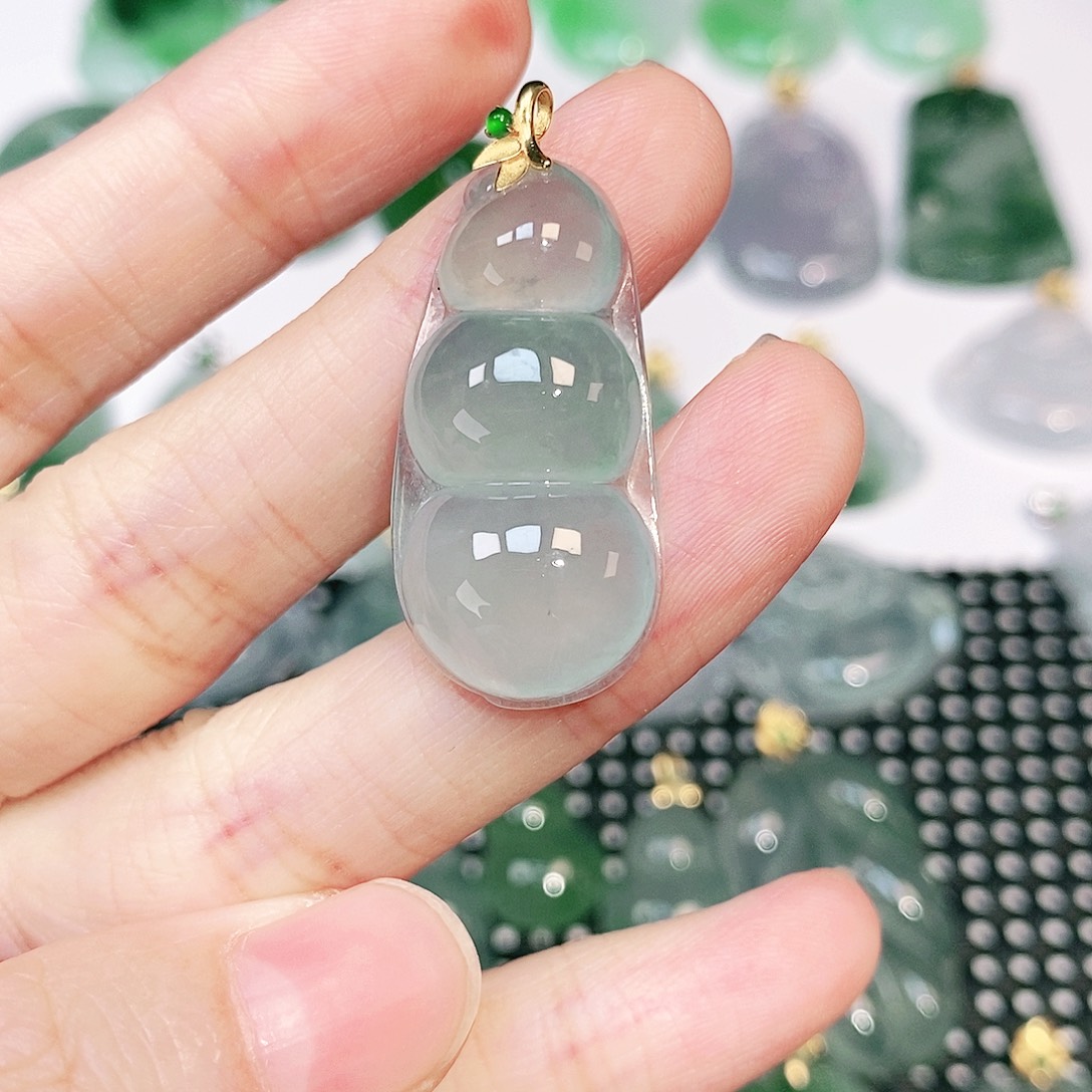吊坠(不含链)18K金镶嵌翡翠