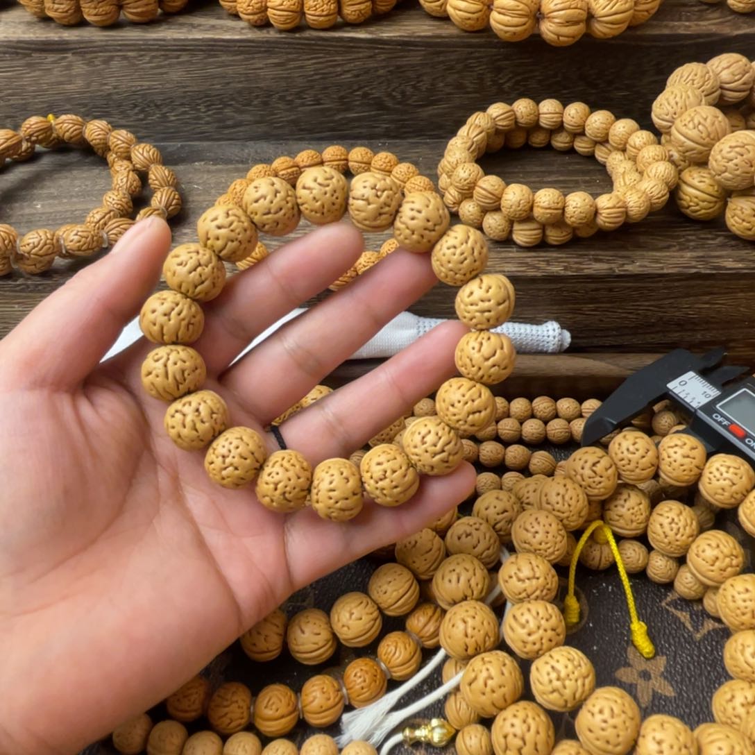 吊坠桃核杨**?野生肌肉