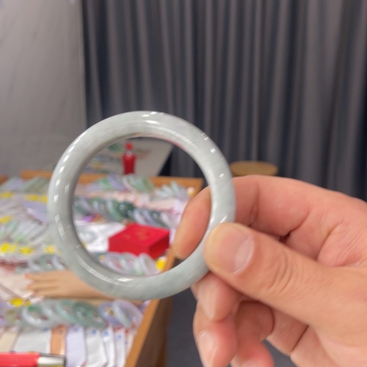 翡翠手镯未镶嵌纯天然缅甸翡翠A货买断