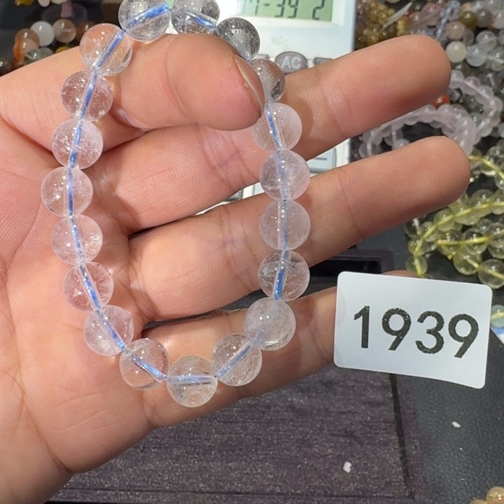 梁***）手链未镶嵌水晶水晶