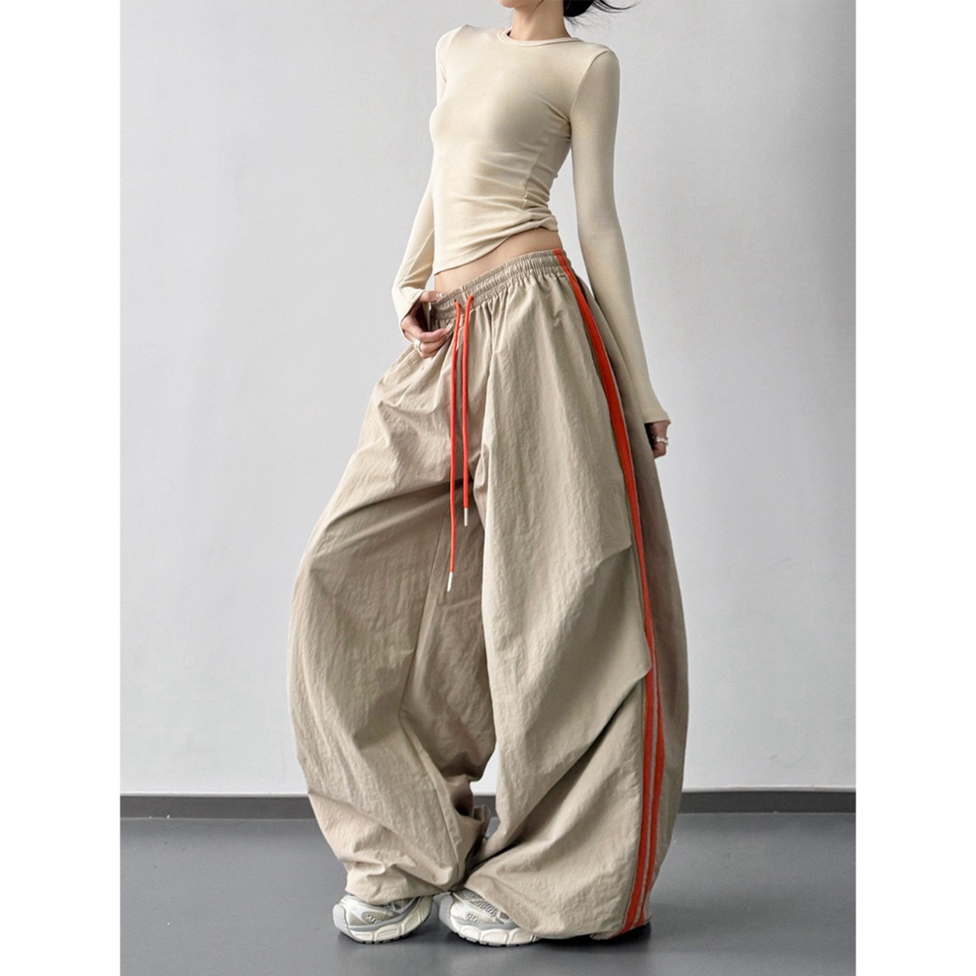 2025秋冬新款独特运动裤女撞色条纹休闲裤直筒慵懒风阔腿滑雪裤